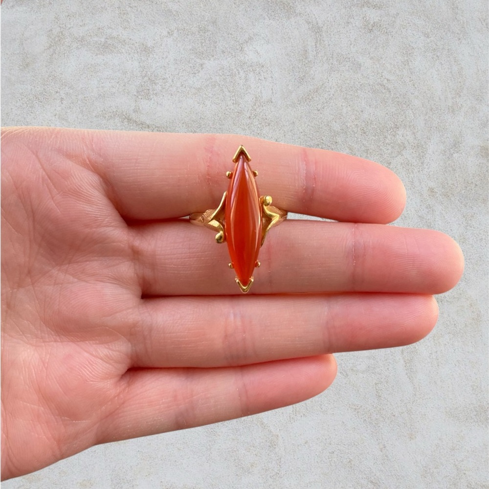 Vintage Avon signed “earth stone” ring